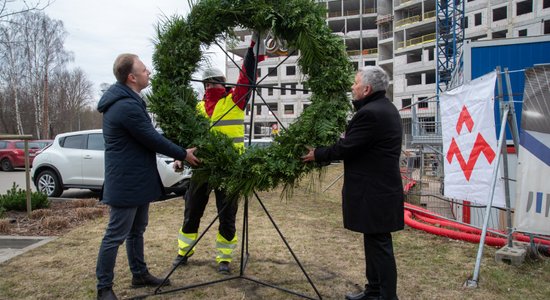 ФОТО: В Доме письма Латвийского университета отметили праздник стропил