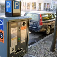 Министерство: цены на парковку в Риге необоснованно завышены