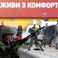 Krievijas karaspēks Krimā izvirzījies uz Ukrainas robežu