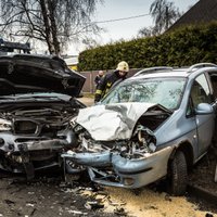 Satiksmes negadījumos šogad visbiežāk cietuši BMW, 'Mitsubishi' un 'Mercedes'