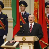 Лукашенко сократит на четверть белорусский госаппарат
