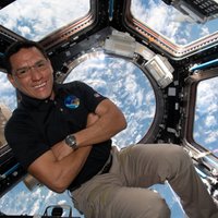 Krievu kosmosa kuģa ķibeles dēļ ASV astronauts uzstāda jaunu rekordu