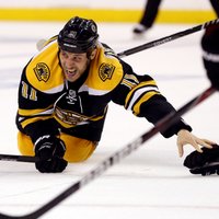 Komandas biedra smaga trauma Daugaviņam dod cerības atgriezties 'Bruins' sastāvā