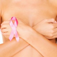 Onkoloģijas centrā jau mēnesi saplīsis mamogrāfs