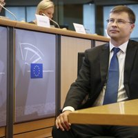 Dombrovskis: Latvijas ekonomikas izaugsme pērn piebremzējusies