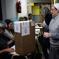 Argentīnā notiek prezidenta vēlēšanas