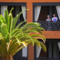 Koronavīruss: izolētajā Tenerifes viesnīcā atrodas vismaz viens Latvijas iedzīvotājs