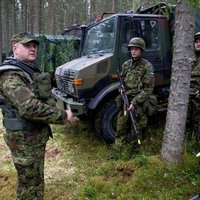 Foto: Igaunijas vēsturē vērienīgākie militārie manevri 'Ezis 2015'