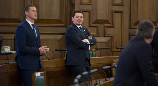 Saeima ceturtdien lems par Artusa Kaimiņa izdošanu kriminālvajāšanai