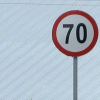 Ārvalstnieki, arī latvieši, aizvien biežāk pārsniedz ātrumu uz Lietuvas ceļiem