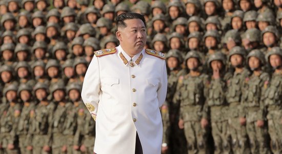 Ким Чен Ын призвал активизировать военные приготовления
