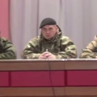 'Sievietes vieta ir pie pavarda' - Luhanskas teroristi draud arestēt kafejnīcu apmeklētājas