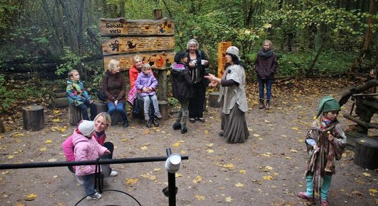 Tērvetes dabas parks aicina uz Pasakas midzināšanas svētkiem