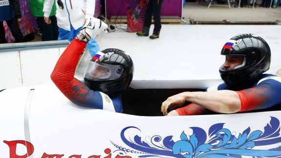 Aleksandrs Zubkovs, bobslejs