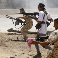 Lībijas valdības spēki atguvuši kontroli pār stratēģiski svarīgu pilsētu