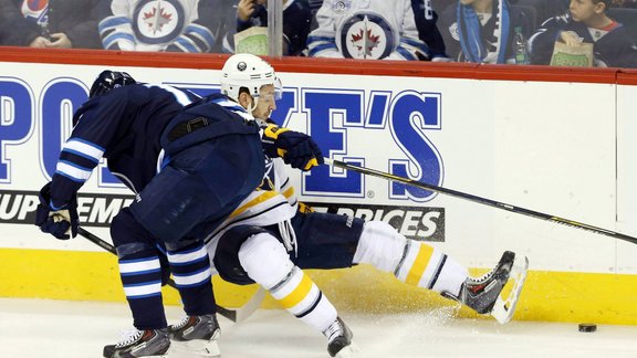 NHL spēle hokejā: Bufalo Sabres - Vinipegas Jets - 7