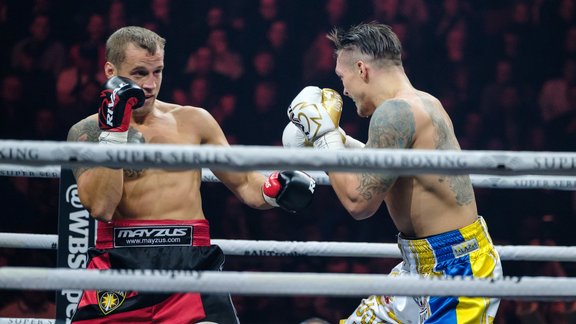 Bokss, Mairis Briedis un Oleksandrs Usiks - 73