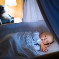 Četri vienkārši, bet efektīvi padomi, kā palīdzēt mazulim nogulēt visu nakti