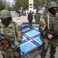 Sagrābta Ukrainas armijas bāze Sevastopolē; flotes komandieris aizturēts (plkst.16:26)