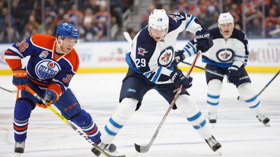 Drake Caggiula Edmonton Oilers, Patrik Laine Winnipeg Jets 