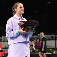 Dominējošā Ostapenko 'Australian Open' priekšvakarā izcīna karjeras septīto WTA titulu