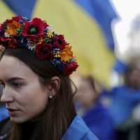 Skolu neapmeklēšana, grūtības darba tirgū un diskriminācija: Ukrainas bēgļu problēmas Latvijā