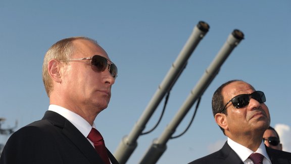 Putins tiekas ar Sisi - 3