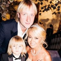 Skandālu izraisa Pļuščenko un viņa sievas dēla audzināšanas metodes