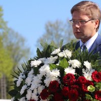 Нил Ушаков не поедет в Москву на День Победы