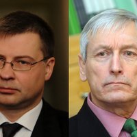 Zolitūdes traģēdijas izmeklēšana: Dombrovskis bēdīgs par Kažociņa atlūgumu