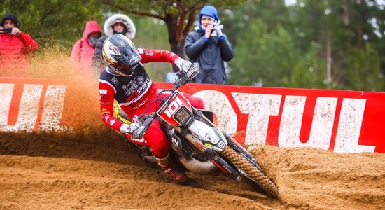 Sabulis debitē un uzvar Latvijas enduro čempionāta pirmajā posmā Ķesterciemā