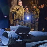 Kramatorskā notriekts bezpilota lidaparāts; naktī pilsētu apmeklējis Porošenko