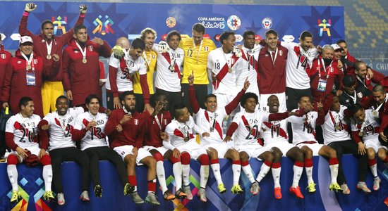 Peru futbolisti otro reizi pēc kārtas izcīna trešo vietu 'Copa America' turnīrā