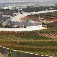 Izraēla veic uzbrukumus pret mērķiem Libānā