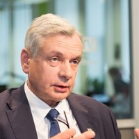 Šadurskis: IZM nav pienākuma nodrošināt atsevišķas lietvedības telpas VDK izpētes komisijai