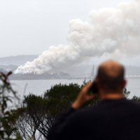 Austrālija gatava maksāt 'jebkuru cenu' cīņā pret savvaļas ugunsgrēkiem