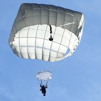 ФОТО: парашютные учения военных США на Адажском полигоне
