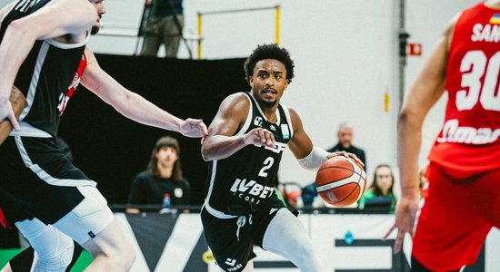 'VEF Rīga' basketbolisti otrajā LBL pusfināla spēlē pārliecinoši uzvar 'Liepāju'