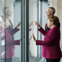 Foto: Kariņš ar Merkeli Berlīnē pārrunājis Latvijas un Vācijas sadarbību