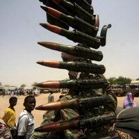 Sudāna uz Darfūras reģionu nosūtīs papildu karavīru