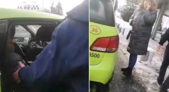 Video: Rīgas lidostā taksometra vadītājs izvelk pasažieri no auto