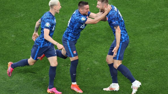 Futbols, Euro 2020: Polija - Slovākija - 8