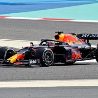 Verstapens izcīna uzvaru Francijas 'Grand Prix' kvalifikācijā