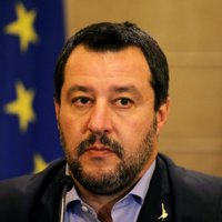 Itālijas populistu līderi pauž atbalstu Francijas 'dzelteno vestu' kustībai