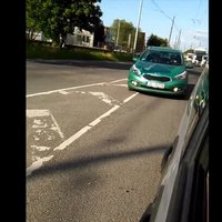Video: Mūkusalas aplī novērots kārtējais 'priviliģētais' autovadītājs