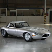 'Jaguar' parāda ražošanā atjaunoto klasisko 'E-Type'
