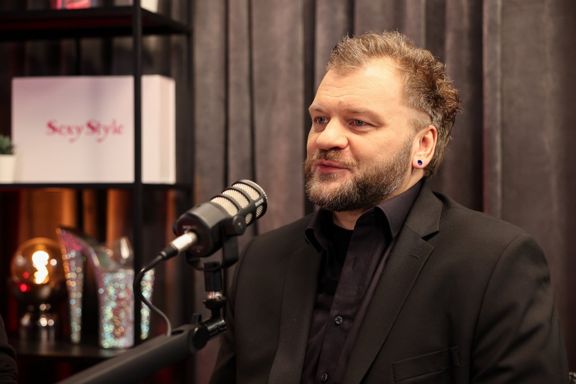 Tālivaldis Kronbergs: 1989. gada 14. maijs: pirmā Svētā Komūnija pionierim