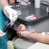 Донорский центр: при переливании крови пациенты могли быть заражены гепатитом