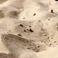 В Ливаны детей засыпало песком, один ребенок погиб