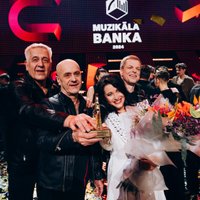 "Muzikālajā bankā" uzvaras laurus plūc "Jumprava" un Antra Stafecka 